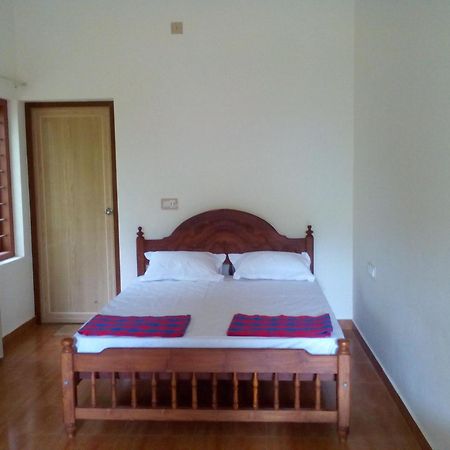 Ivory Coaste Hotel Kannur Luaran gambar