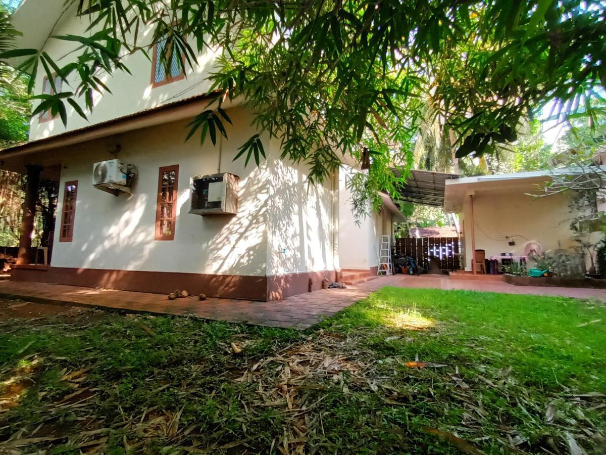 Ivory Coaste Hotel Kannur Luaran gambar