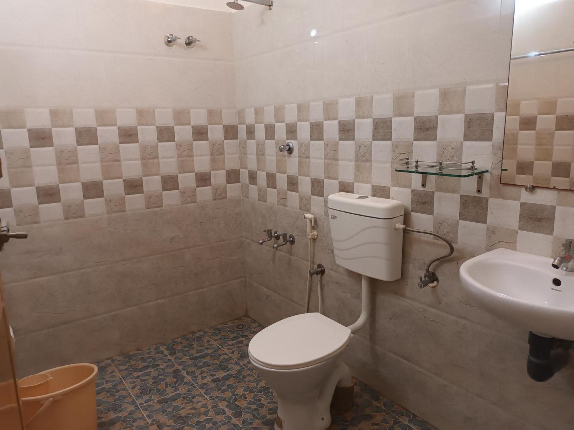 Ivory Coaste Hotel Kannur Luaran gambar