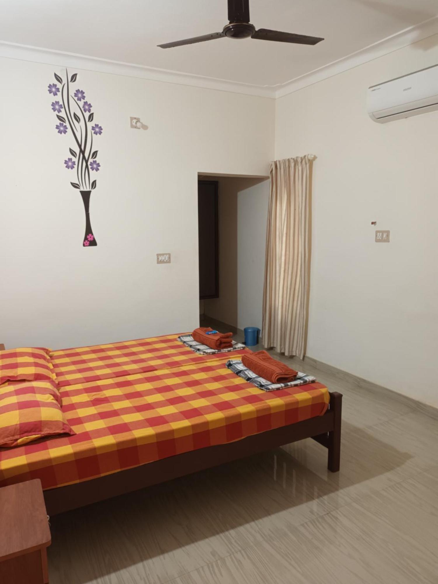 Ivory Coaste Hotel Kannur Luaran gambar