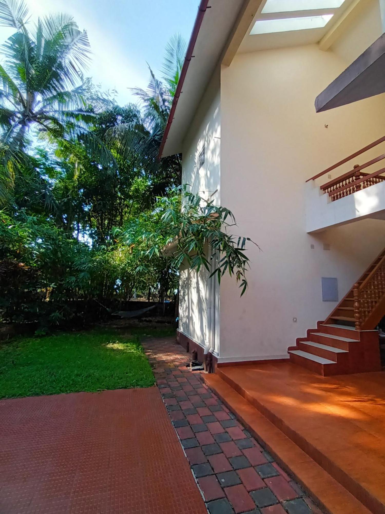 Ivory Coaste Hotel Kannur Luaran gambar