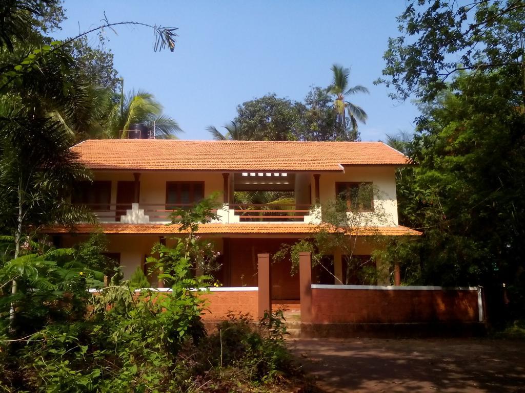 Ivory Coaste Hotel Kannur Luaran gambar