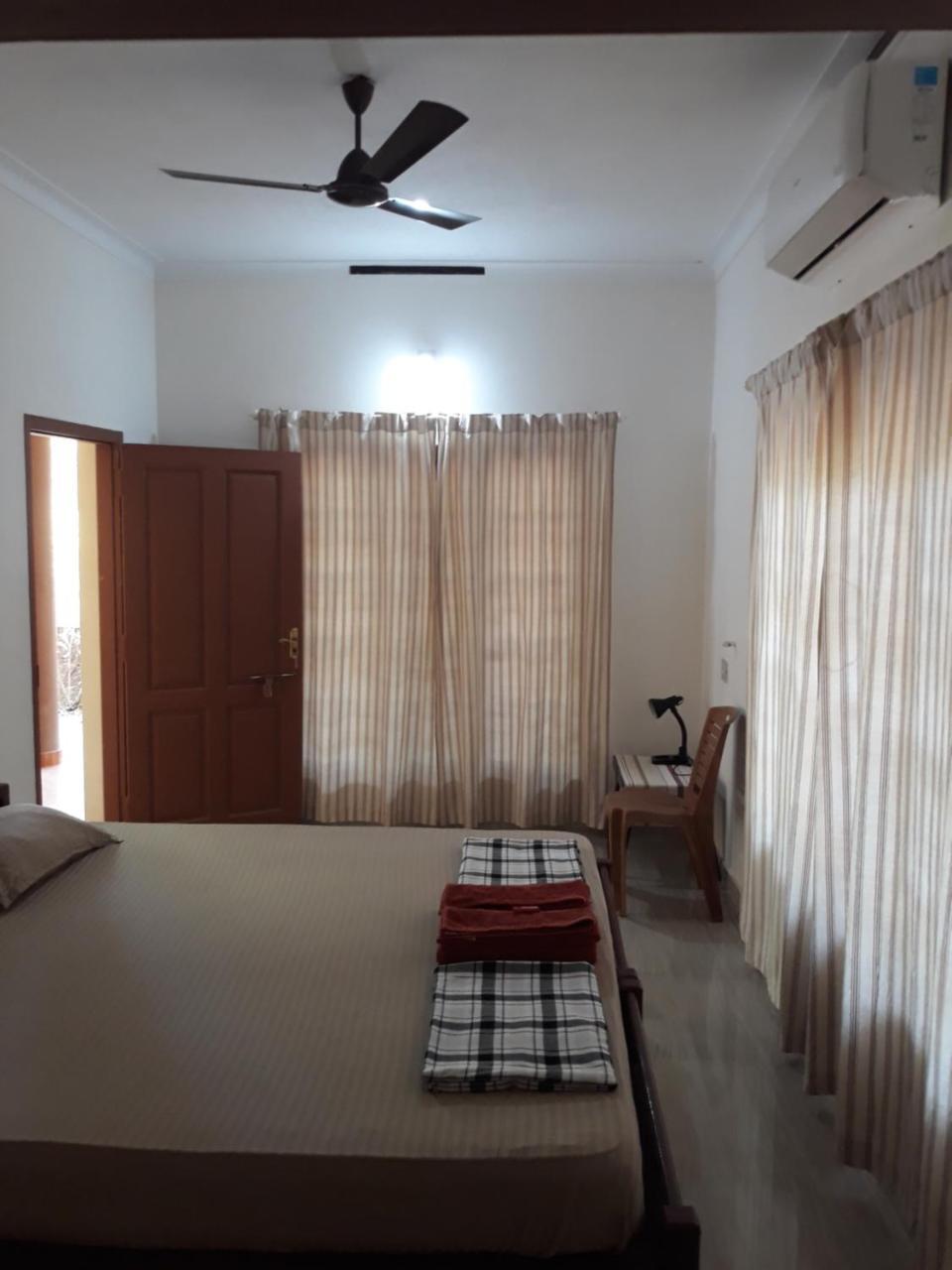 Ivory Coaste Hotel Kannur Luaran gambar